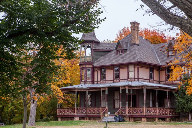 A Guide To This Year's Best Historic Ghost Tours A Guide To This Year's Best Historic Ghost Tours
