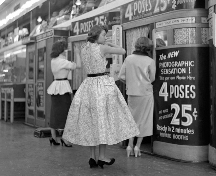 1950s Fashion In New York City