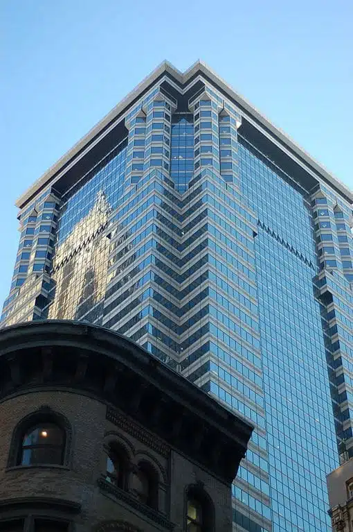Wall Street, the symbol of wealth and power 9 Wall Street, the symbol of wealth and power 8