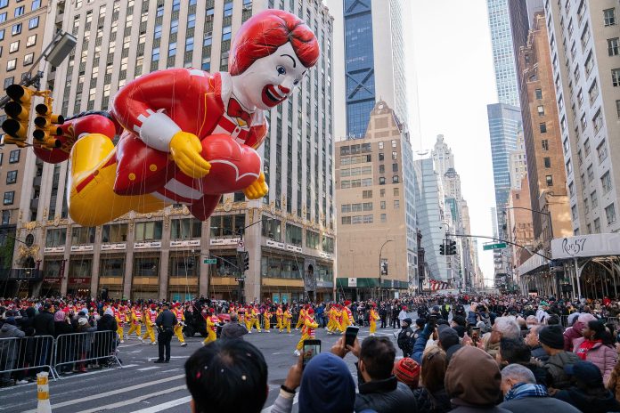Macy's_Thanksgiving_Day_Parade_2022_New_York_City_(52522832206) Photo by Anthony Quintano from Mount Laurel, United States - Macy's Thanksgiving Day Parade 2022 New York City
